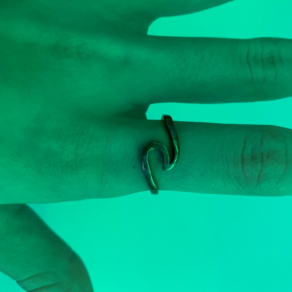 Wave ring